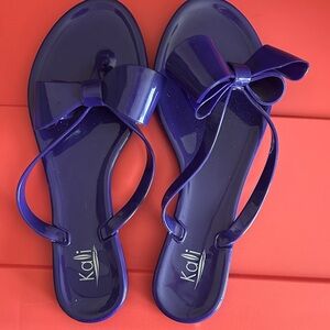 Brand new never warn jelly sandals